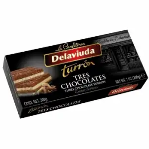 Turrón tres chocolates Delaviuda 200 g.