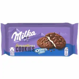 Galletas cookies de cacao con pepitas rellenas de crema Oreo Milka 156 g.